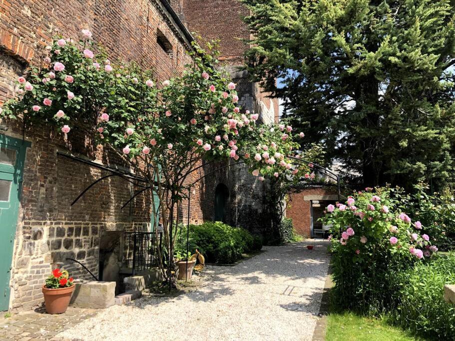 Jardin De La Prefecture Apartment Arras Exterior photo